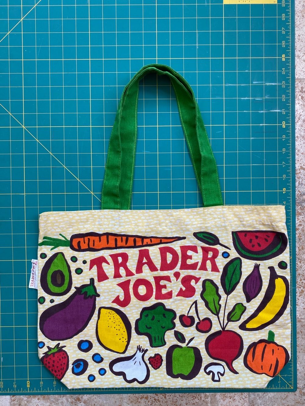 NWOT Vintage Trader Joe's Fruit & Veggies Canvas Cloth Tote Bag.
Market Tote. - Picture 4 of 8